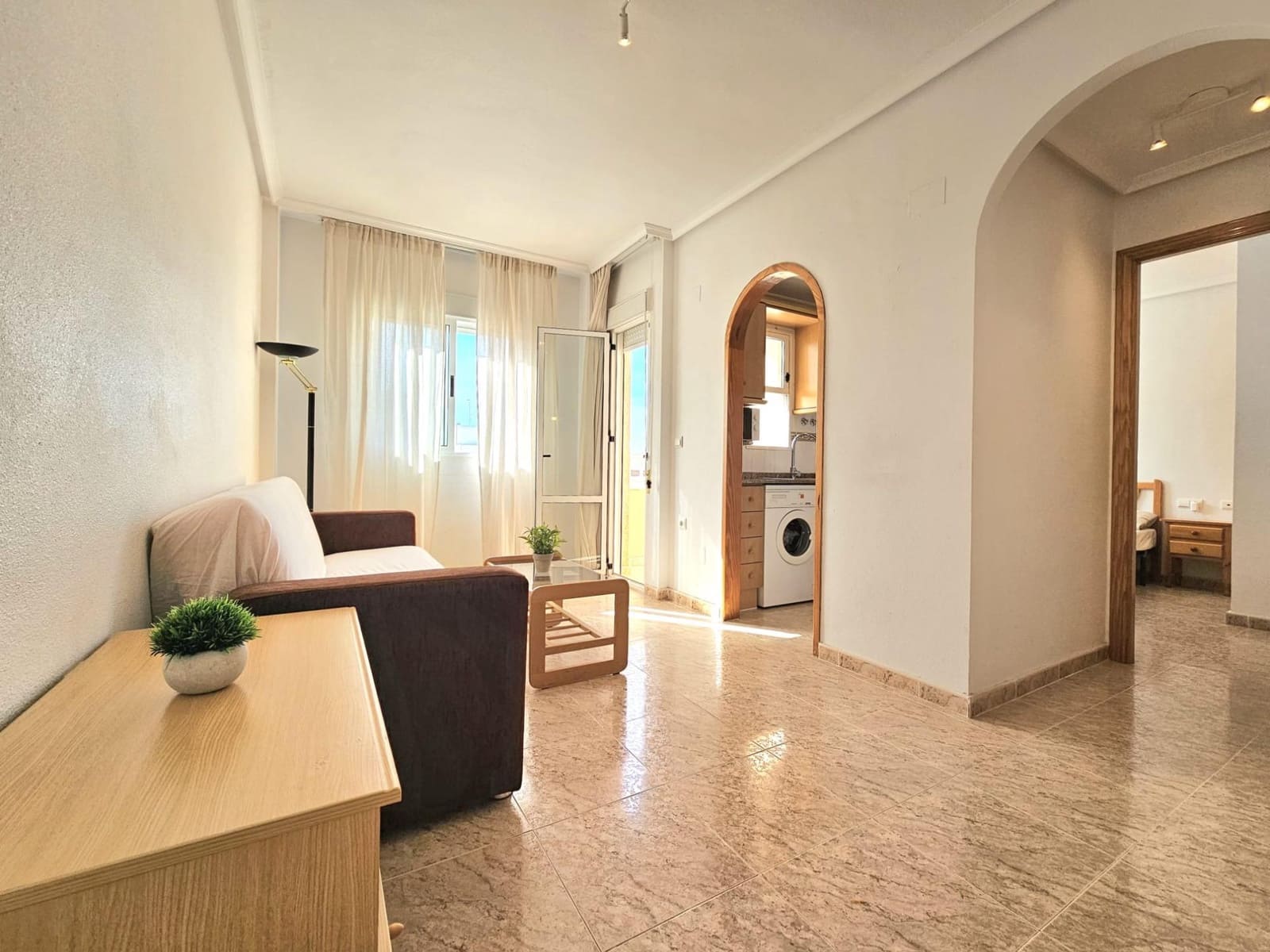 1 Zimmer Apartment zu verkaufen in Torrevieja - 115.000 € (Ref: 9720098)