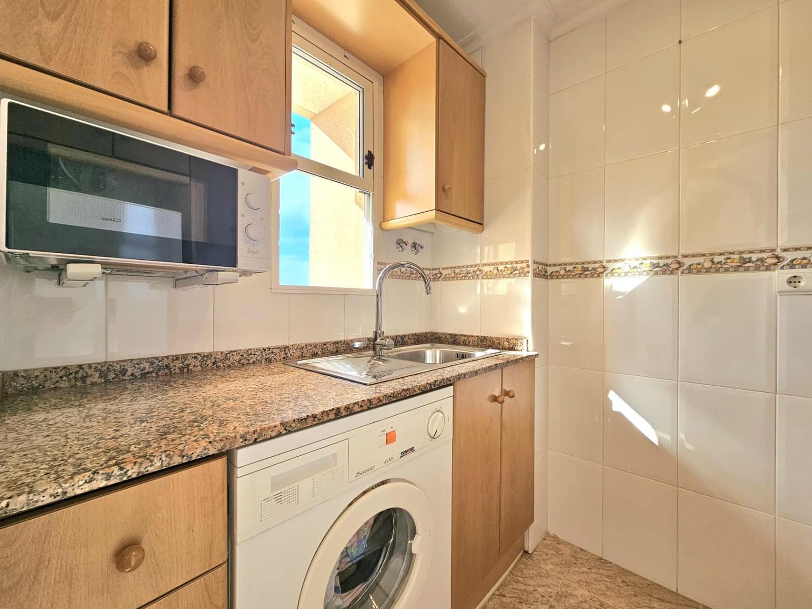 1 Zimmer Apartment zu verkaufen in Torrevieja - 115.000 € (Ref: 9720098)