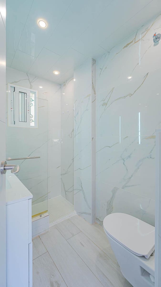 Bungalow à vendre à Torrevieja avec piscine - 94 999 € (Ref: 9721810)