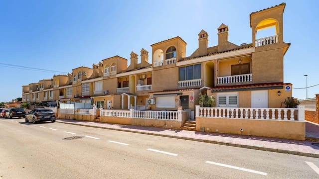 Bungalow for sale in Los Balcones - Los Altos, Torrevieja with pool - € 94,999 (Ref: 9721810)