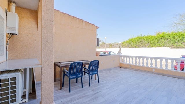 Bungalow for sale in Los Balcones - Los Altos, Torrevieja with pool - € 94,999 (Ref: 9721810)