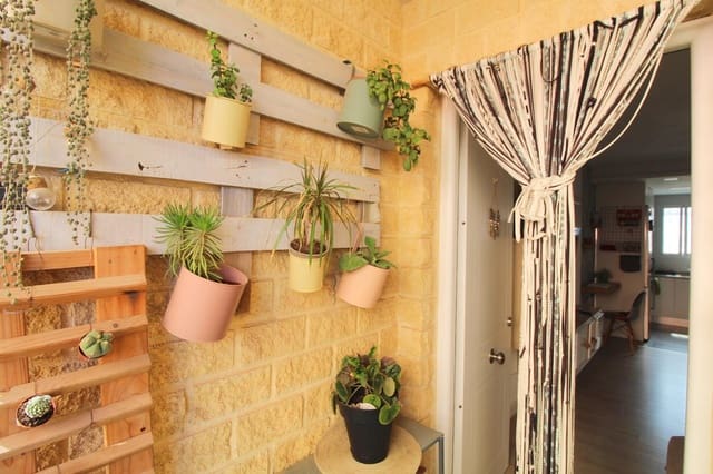 2 bedroom Apartment for sale in Aguas Nuevas, Torrevieja with pool - € 159,999 (Ref: 9721812)