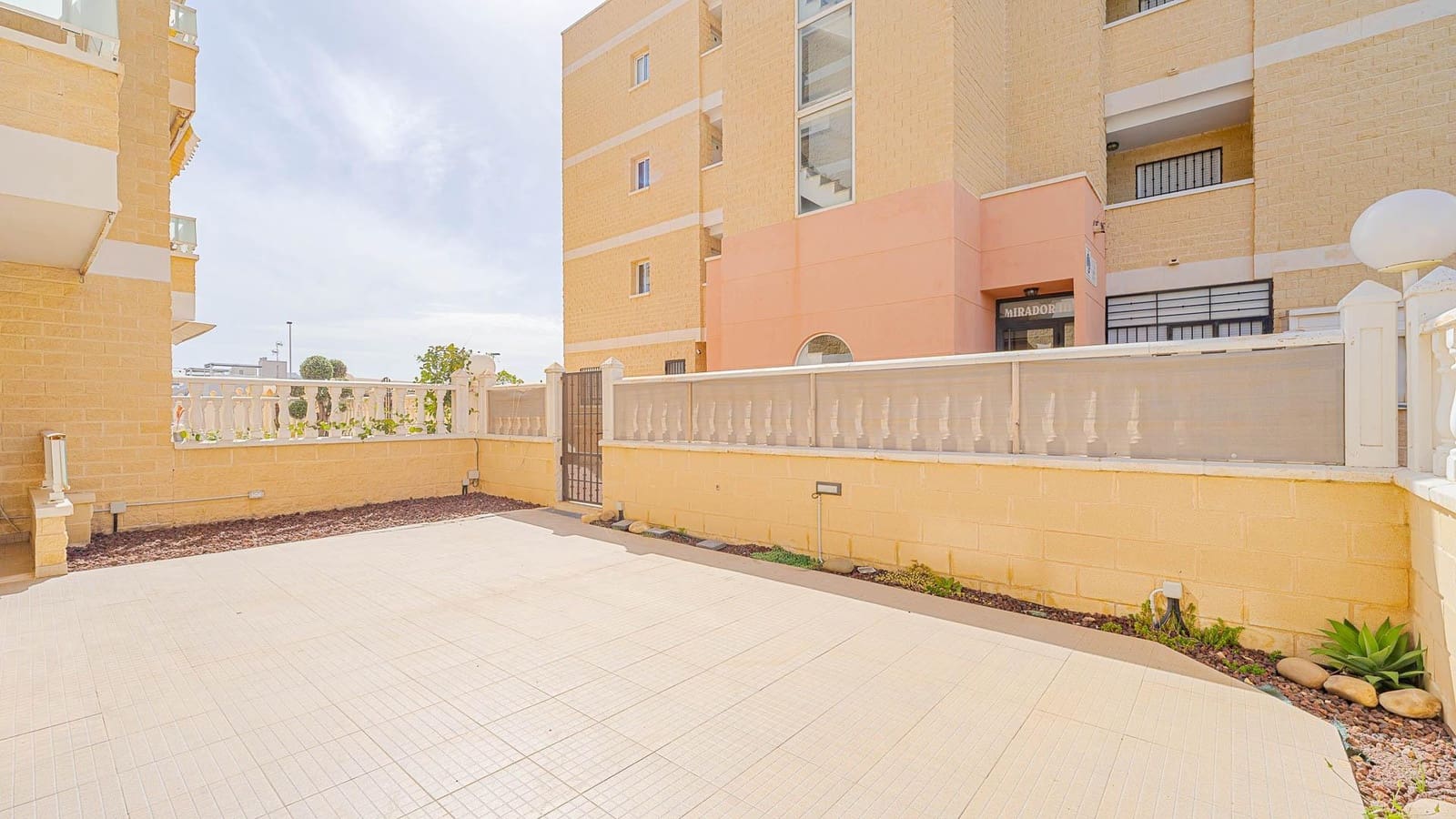 2 chambre Appartement à vendre à Aguas Nuevas avec piscine - 159 999 € (Ref: 9721812)
