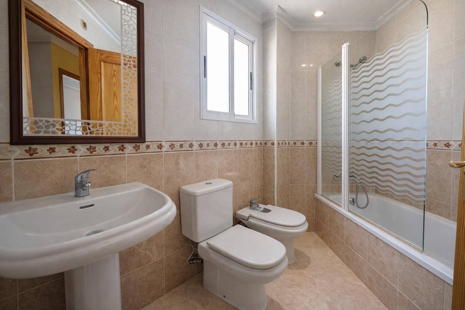 3 bedroom Villa for sale in Rojales with garage - € 235,000 (Ref: 9735687)