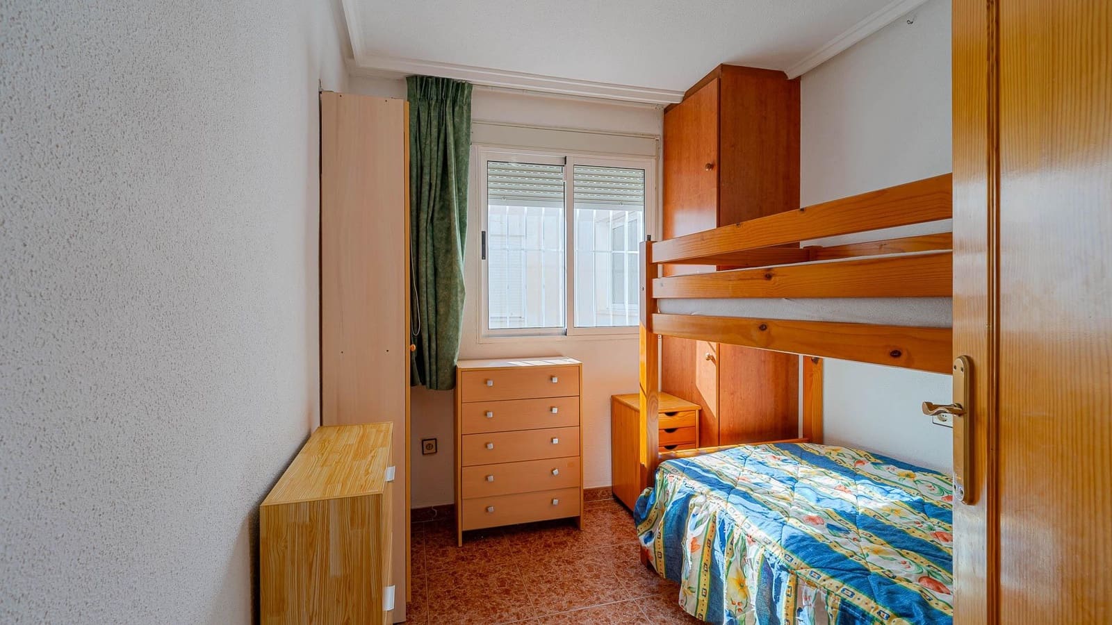 Ático de 2 habitaciones en Torrevieja en venta con piscina - 134.999 € (Ref: 9741843)