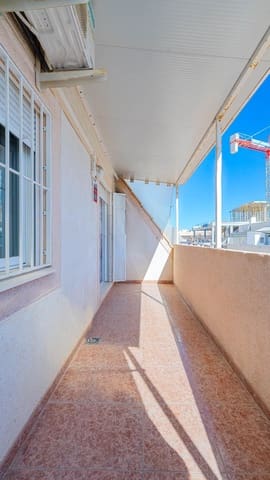 Ático de 2 habitaciones en Parque de las Naciones, Torrevieja en venta con piscina - 134.999 € (Ref: 9741843)