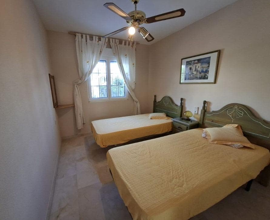 2 bedroom Bungalow for sale in Orihuela Costa with pool - € 229,000 (Ref: 9741844)