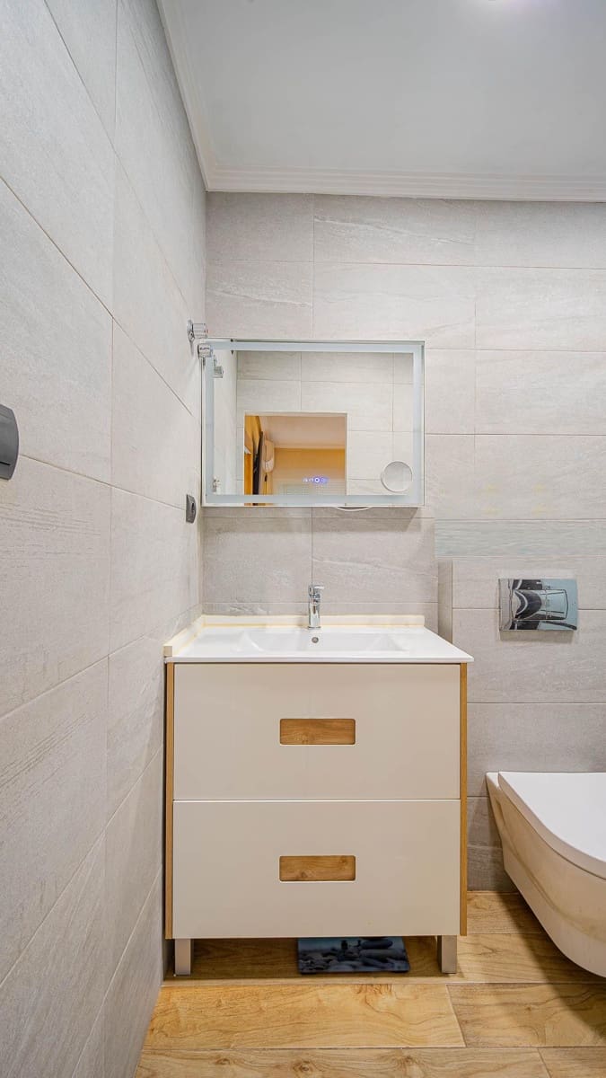 2 bedroom Penthouse for sale in Torrevieja with garage - € 239,999 (Ref: 9762088)