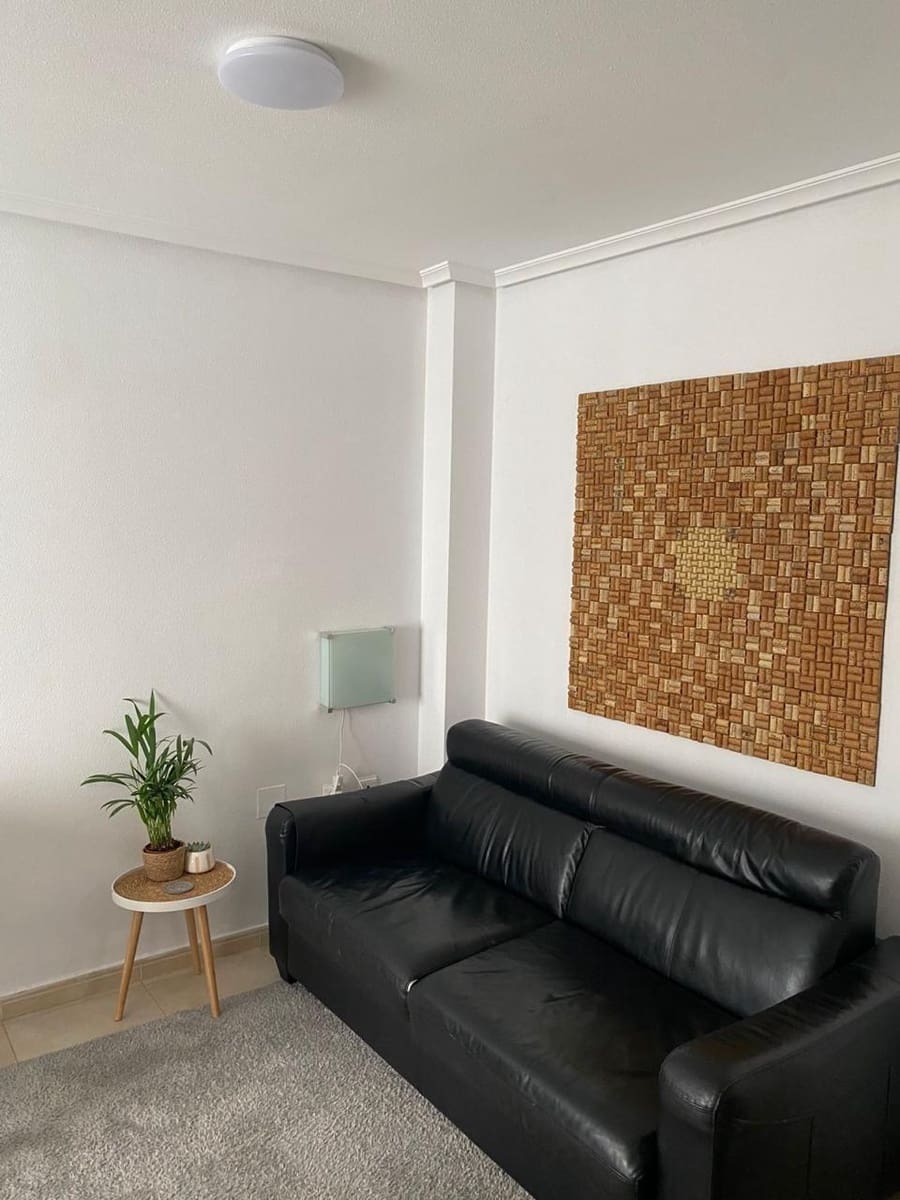 1 camera da letto Appartamento in vendita in Torrevieja - 124.900 € (Rif: 9773190)