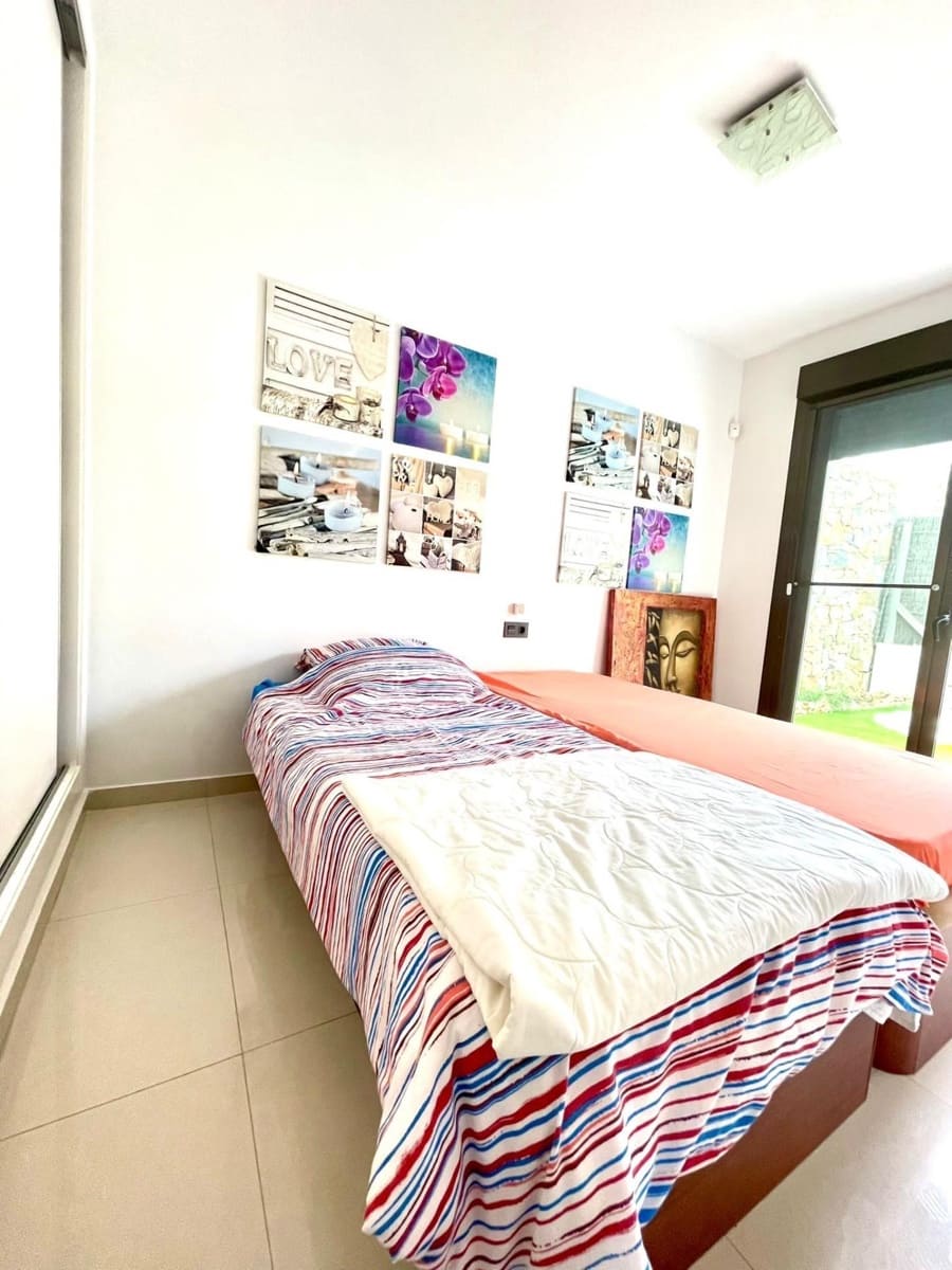 2 quarto Moradia para venda em Orihuela Costa com piscina - 299 900 € (Ref: 9778283)