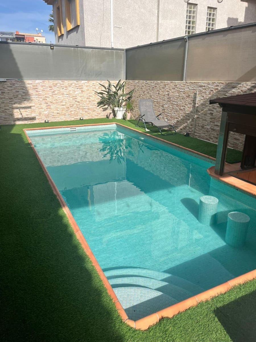 3 camera da letto Villetta a Schiera in vendita in Los Montesinos con piscina - 385.000 € (Rif: 9780702)