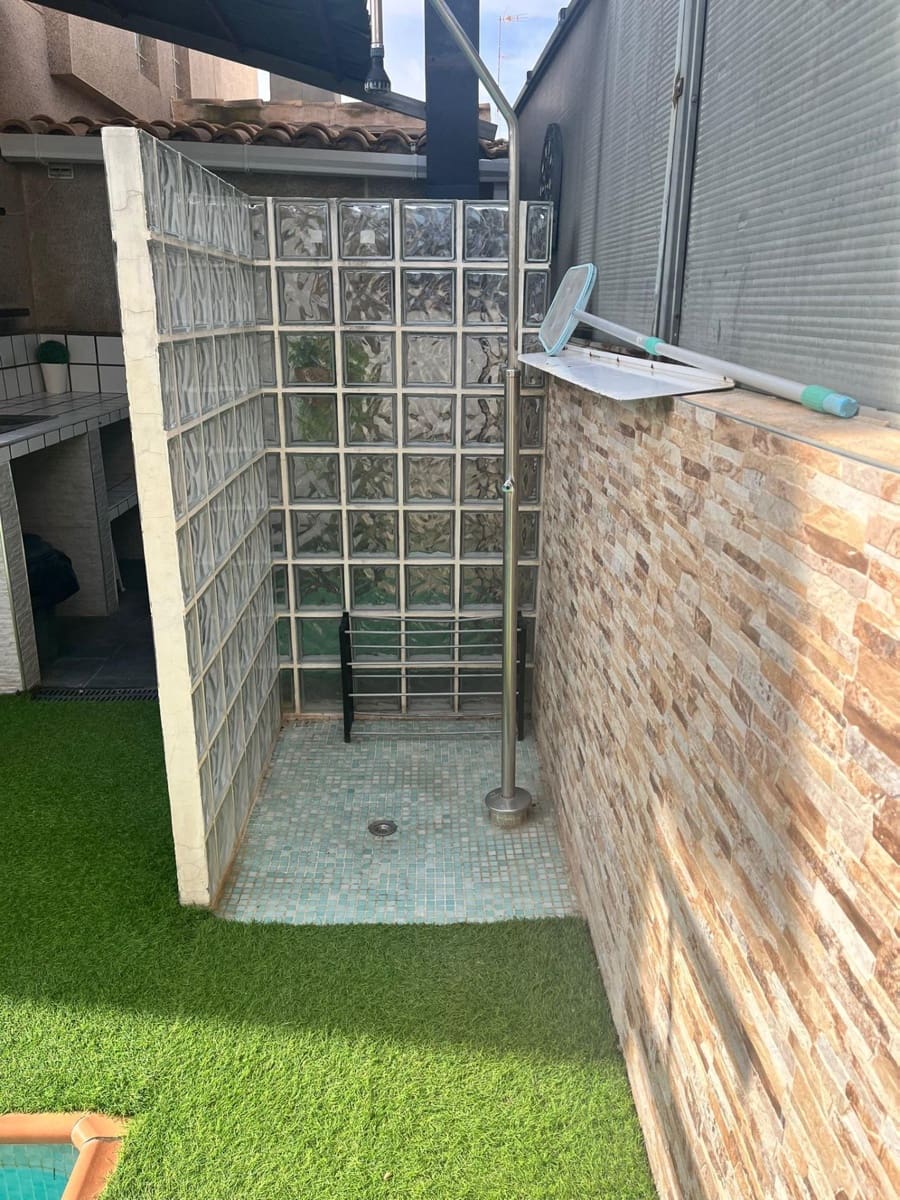 3 camera da letto Villetta a Schiera in vendita in Los Montesinos con piscina - 385.000 € (Rif: 9780702)