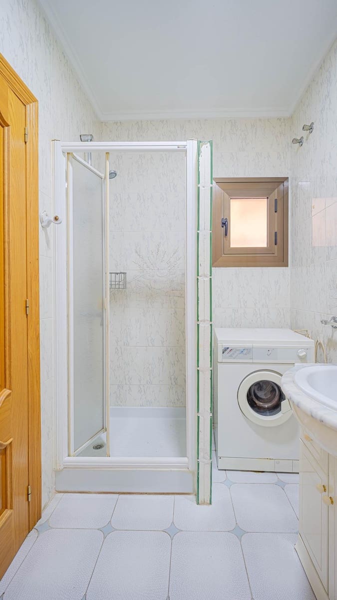 4 bedroom Semi-detached Villa for sale in Paraje Natural with pool garage - € 339,999 (Ref: 9794768)