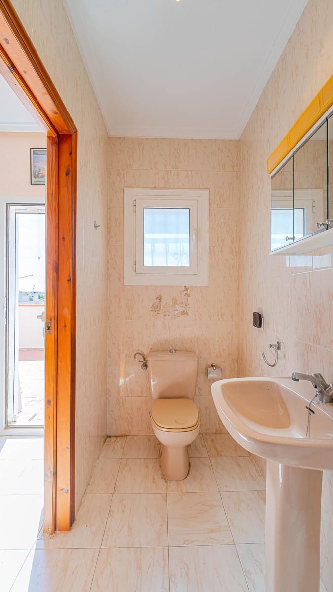 4 bedroom Semi-detached Villa for sale in Paraje Natural with pool garage - € 339,999 (Ref: 9794768)