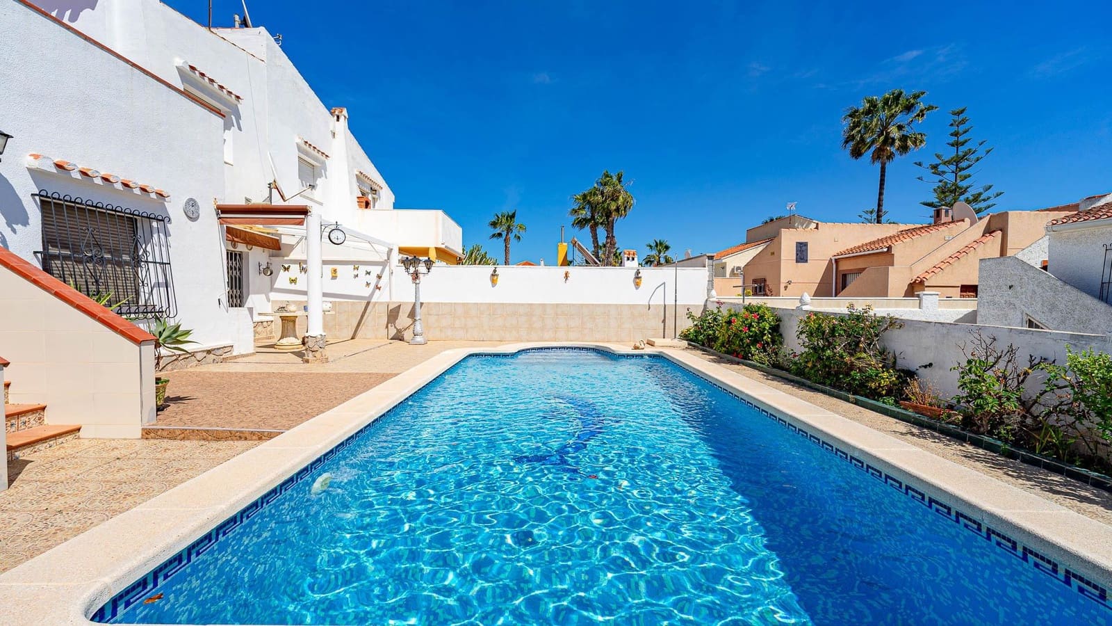 4 bedroom Semi-detached Villa for sale in Paraje Natural with pool garage - € 339,999 (Ref: 9794768)