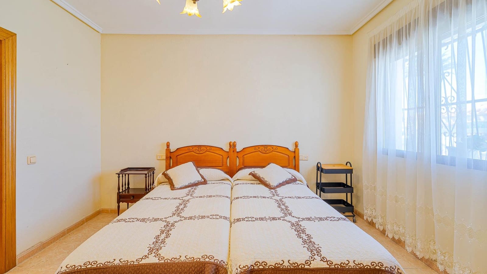 4 bedroom Semi-detached Villa for sale in Paraje Natural with pool garage - € 339,999 (Ref: 9794768)