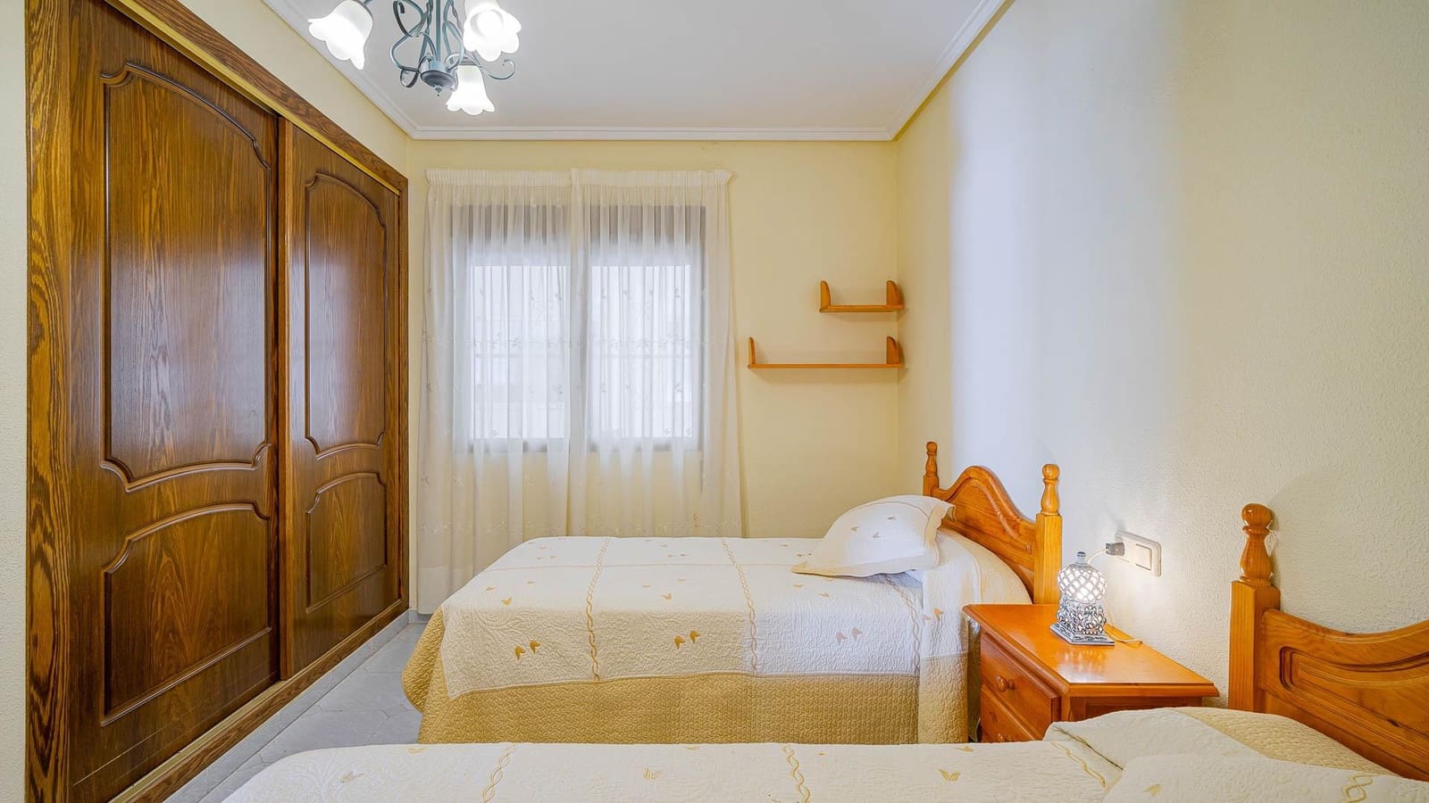 4 bedroom Semi-detached Villa for sale in Paraje Natural with pool garage - € 339,999 (Ref: 9794768)