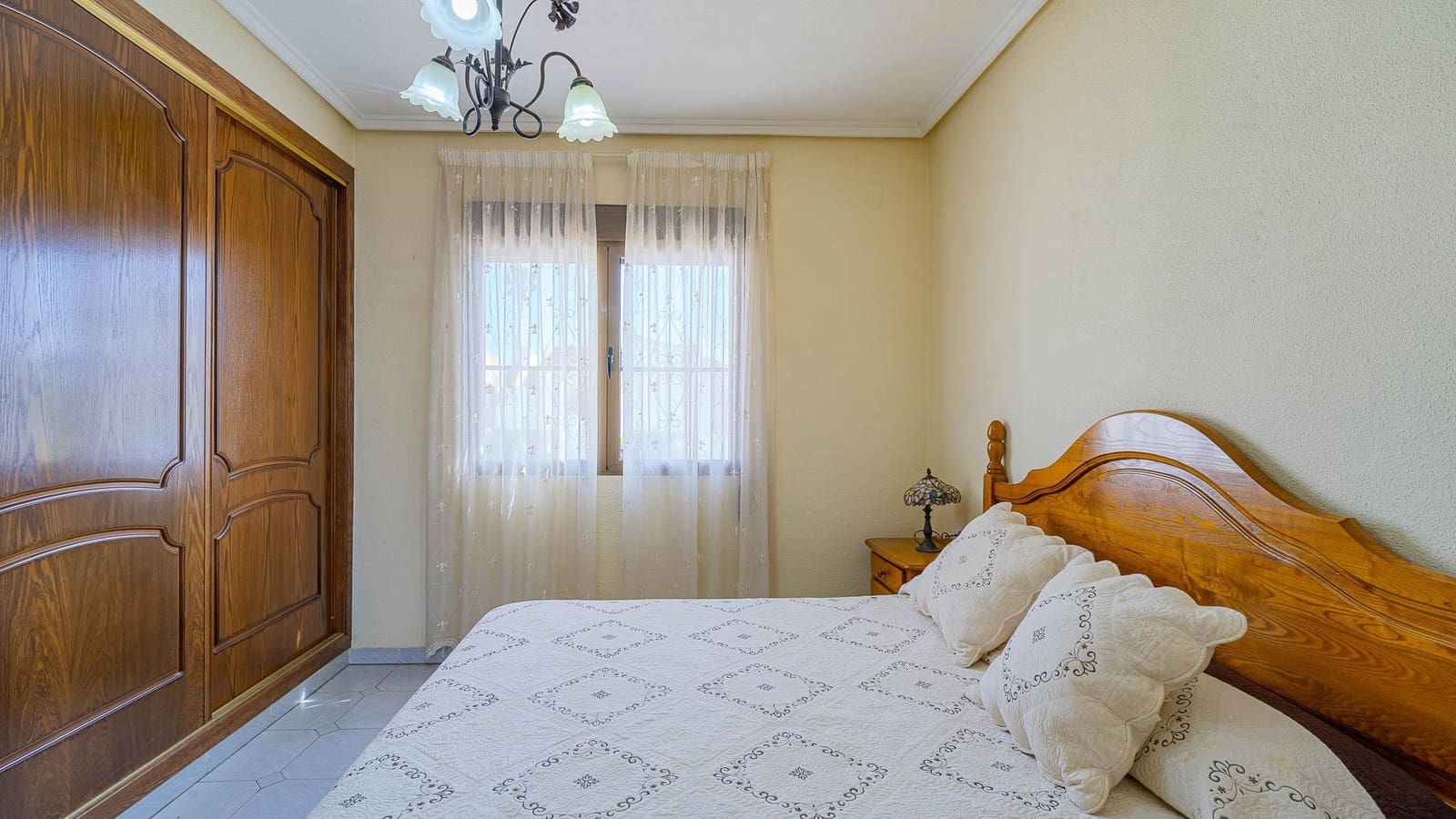 4 bedroom Semi-detached Villa for sale in Paraje Natural with pool garage - € 339,999 (Ref: 9794768)