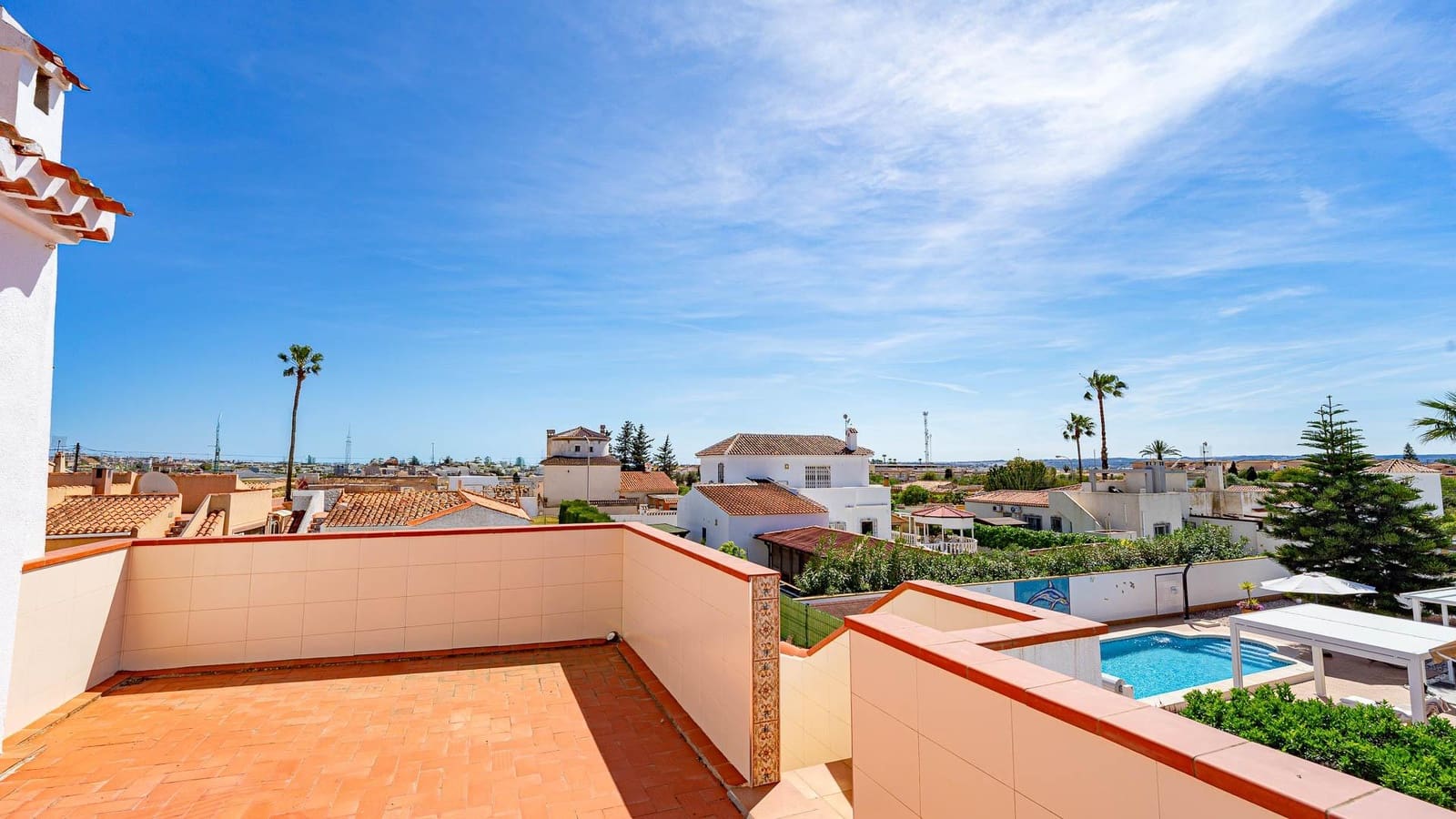4 bedroom Semi-detached Villa for sale in Paraje Natural with pool garage - € 339,999 (Ref: 9794768)