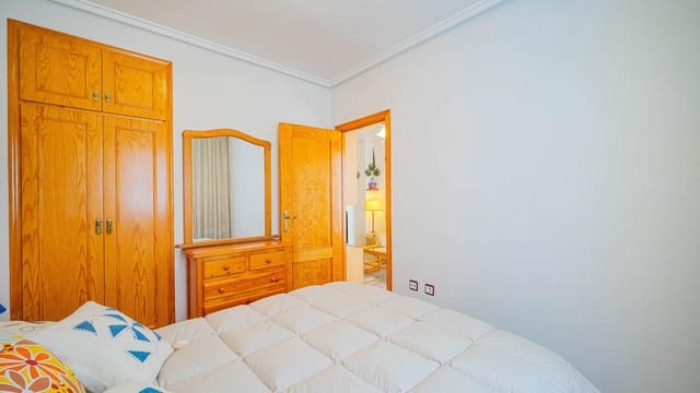 2 chambre Appartement à vendre à Centro, Torrevieja - 134 999 € (Ref: 9794769)