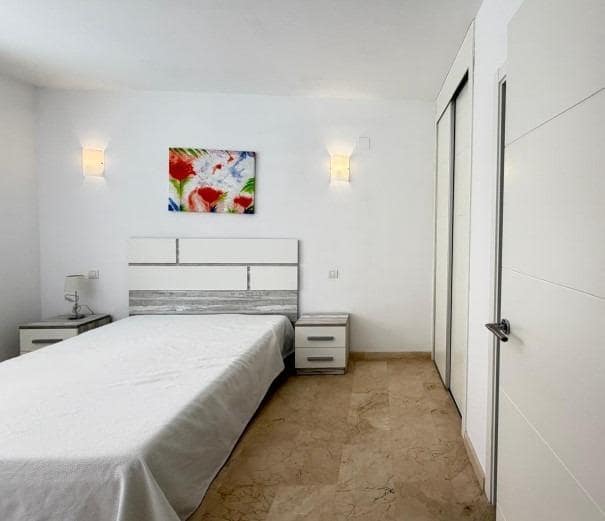 3 soverom Leilighet til salgs i Punta Prima med svømmebasseng garasje - € 289 000 (Ref: 9797242)