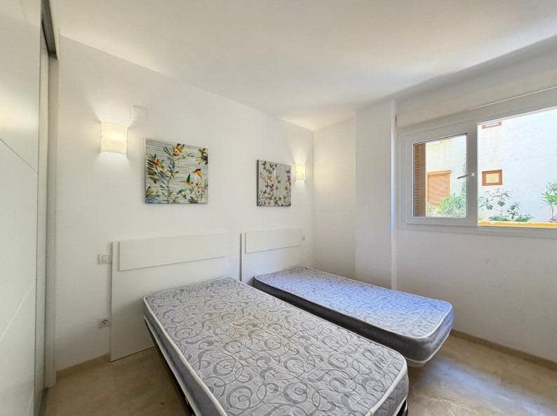 3 soverom Leilighet til salgs i Punta Prima med svømmebasseng garasje - € 289 000 (Ref: 9797242)