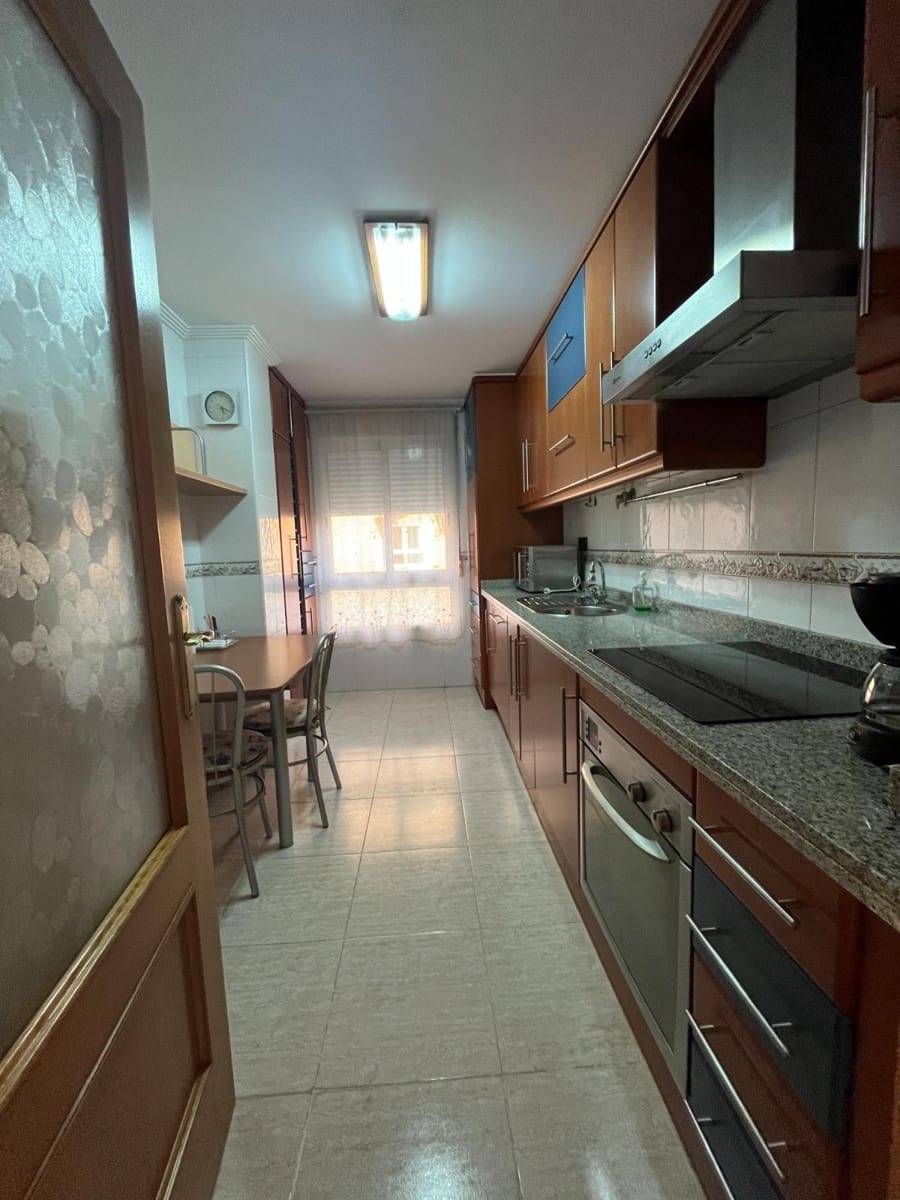3 sovrum Lägenhet till salu i Torrevieja - 199 999 € (Ref: 9799396)