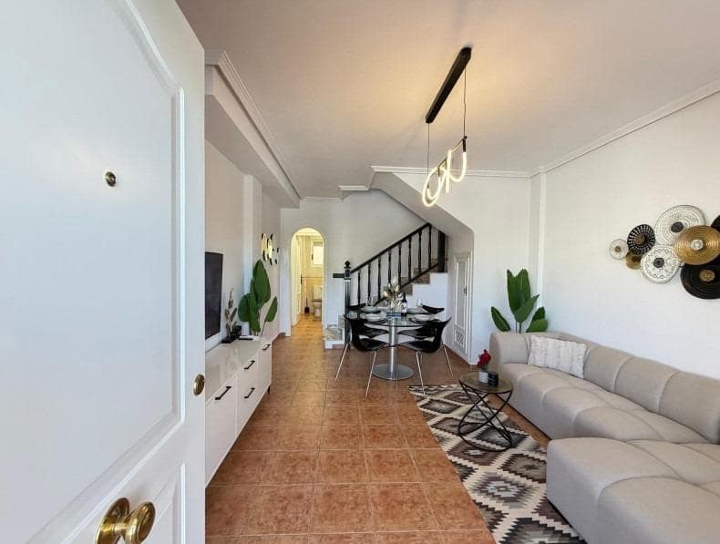 Apartamento de 3 habitaciones en Orihuela Costa en venta con piscina - 259.900 € (Ref: 9799398)