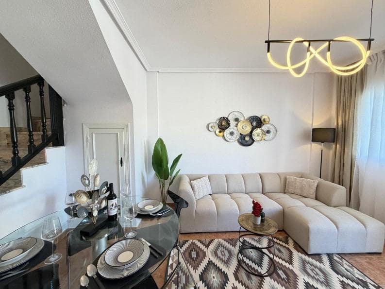 Apartamento de 3 habitaciones en Orihuela Costa en venta con piscina - 259.900 € (Ref: 9799398)