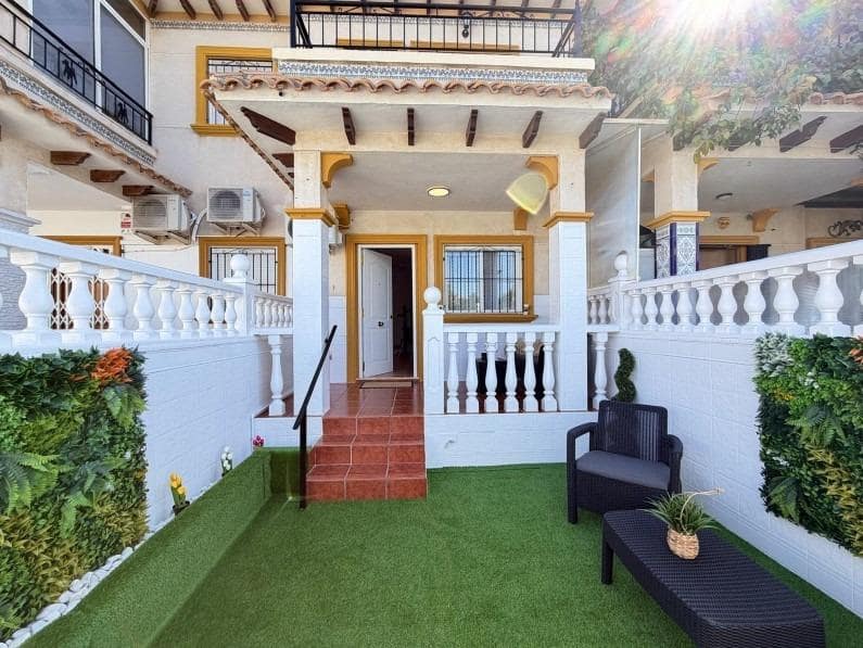 Apartamento de 3 habitaciones en Orihuela Costa en venta con piscina - 259.900 € (Ref: 9799398)