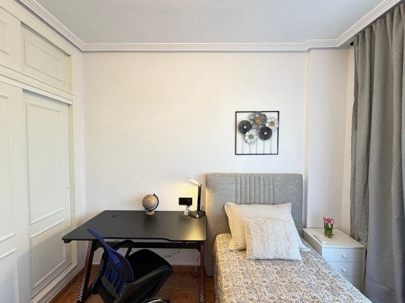 Apartamento de 3 habitaciones en Orihuela Costa en venta con piscina - 259.900 € (Ref: 9799398)