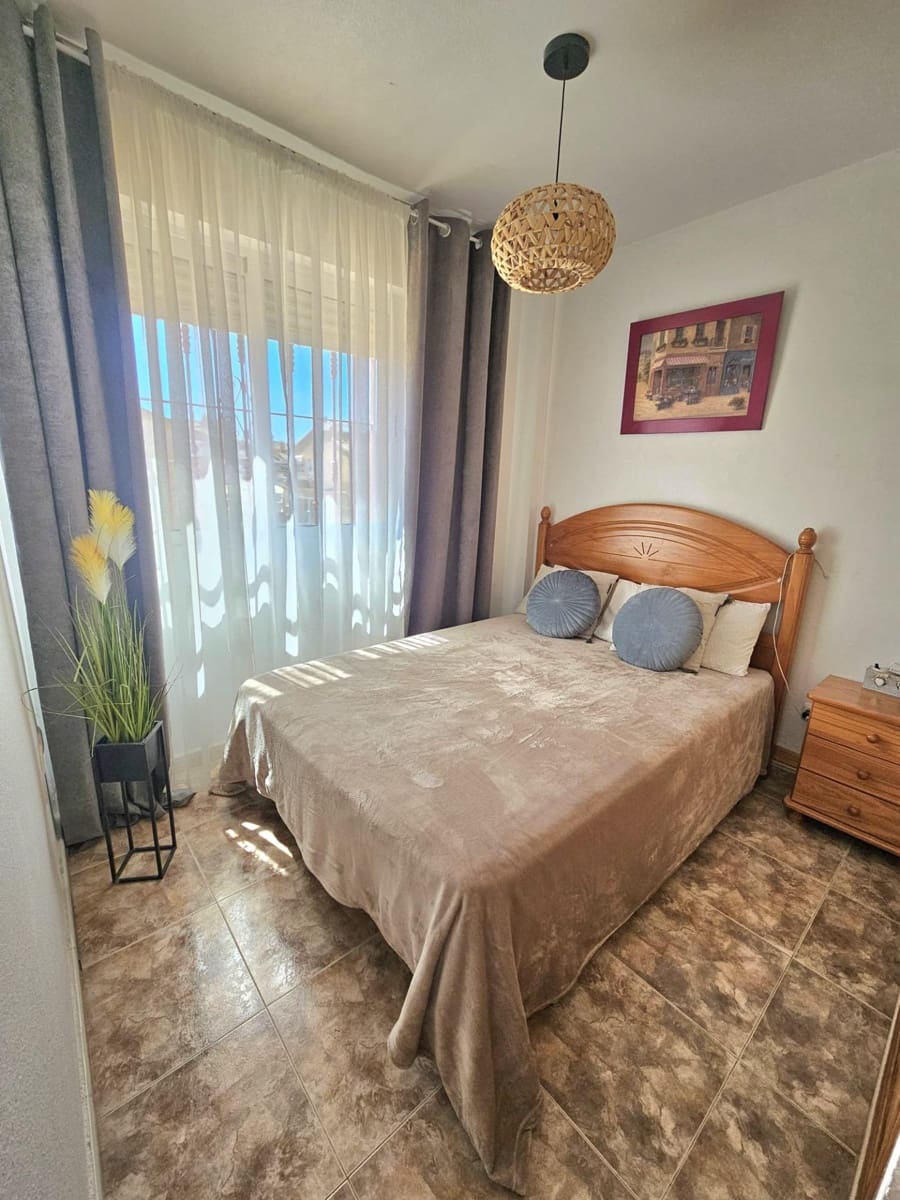 3 slaapkamer Appartement te koop in La Florida met zwembad - € 189.000 (Ref: 9800647)