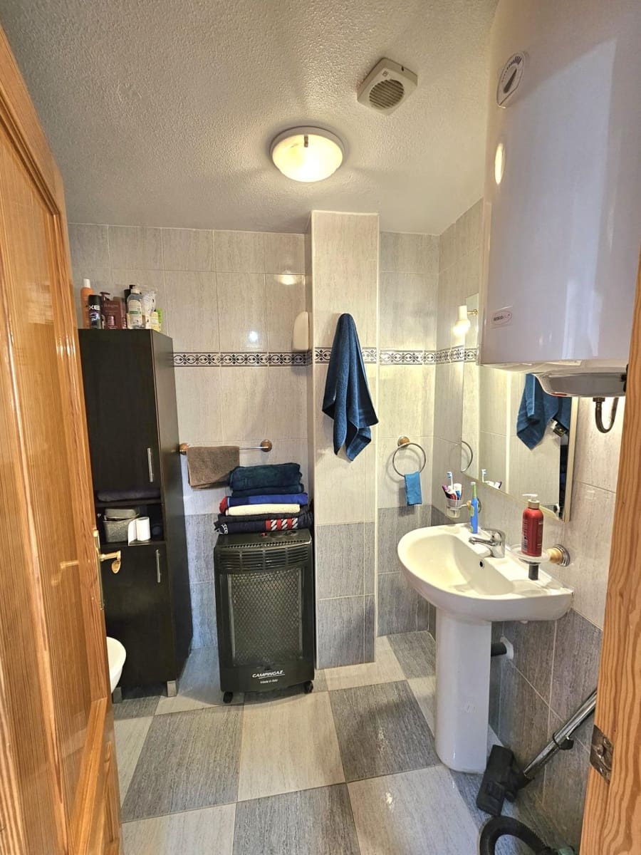 3 slaapkamer Appartement te koop in La Florida met zwembad - € 189.000 (Ref: 9800647)