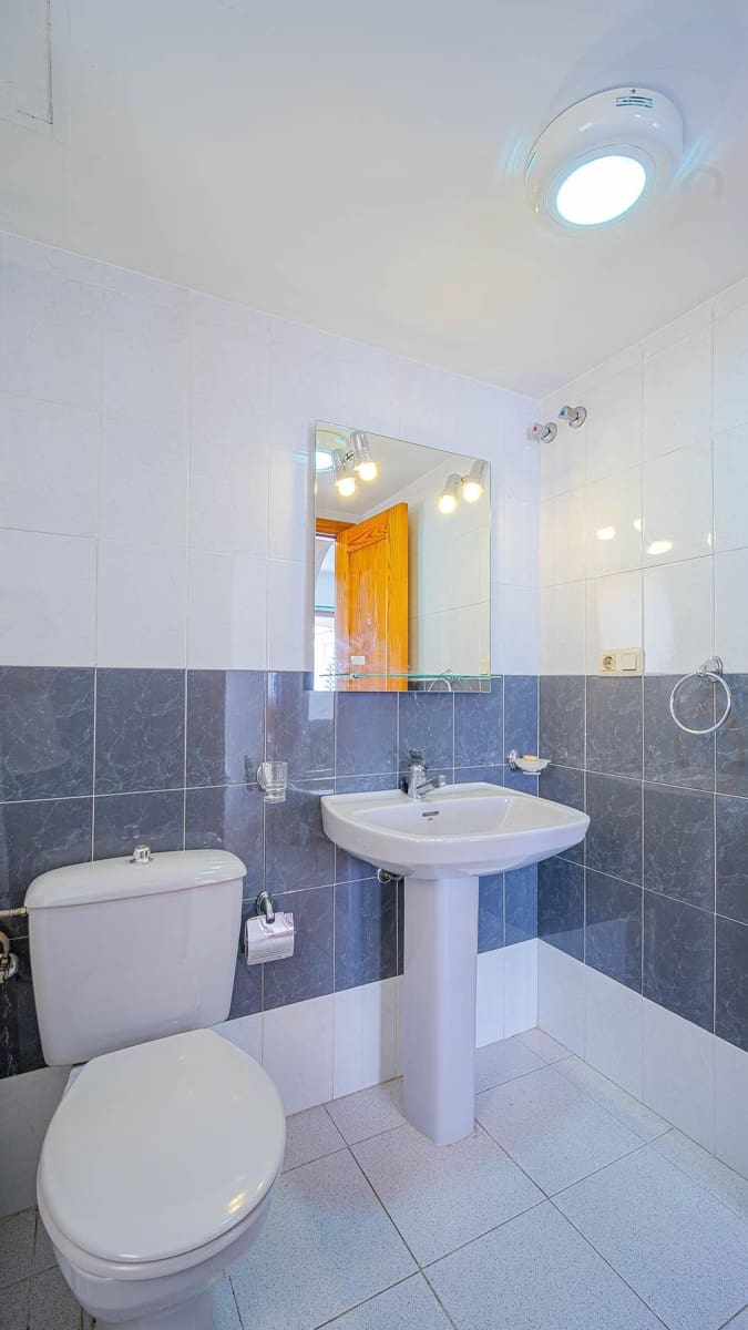 2 slaapkamer Appartement te koop in Torrevieja met zwembad - € 140.000 (Ref: 9812248)