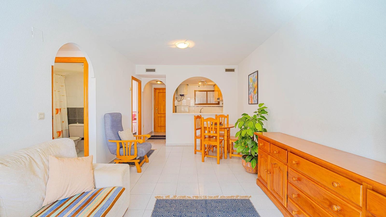 2 slaapkamer Appartement te koop in Torrevieja met zwembad - € 140.000 (Ref: 9812248)