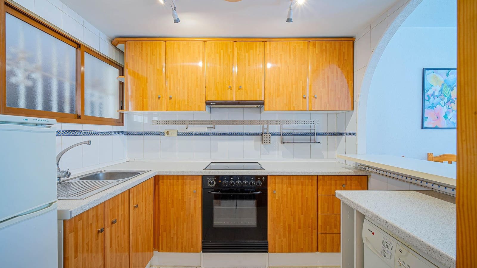 2 slaapkamer Appartement te koop in Torrevieja met zwembad - € 140.000 (Ref: 9812248)