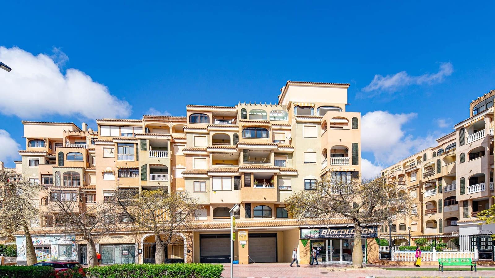2 slaapkamer Appartement te koop in Torrevieja met zwembad - € 140.000 (Ref: 9812248)