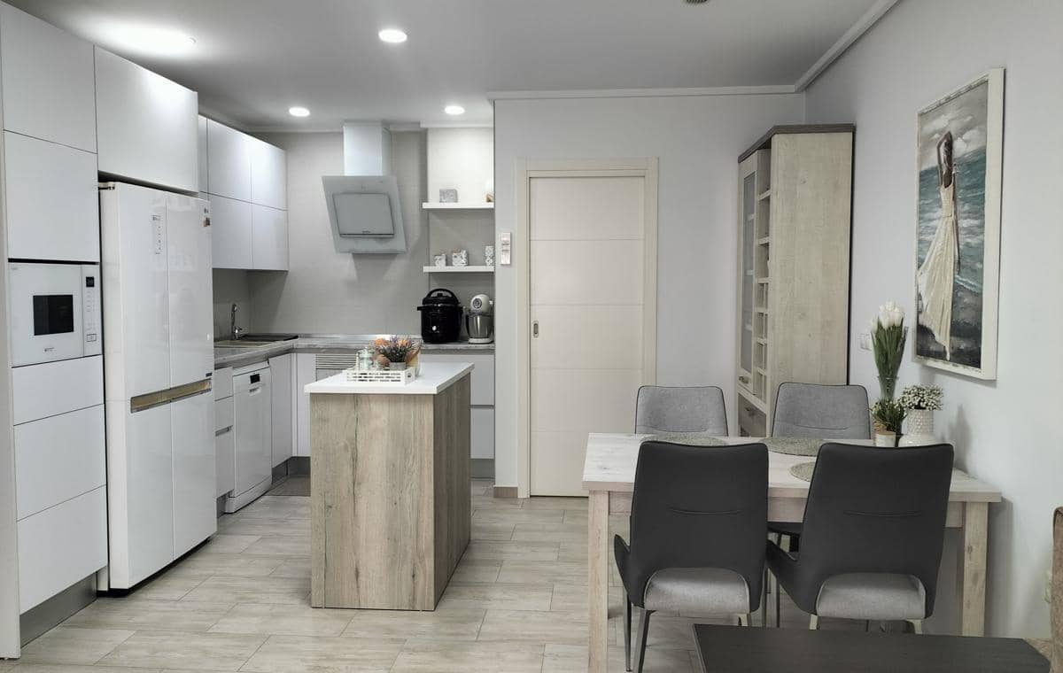 2 soveværelse Rækkehus til salg i Torrevieja - € 219.000 (Ref: 9825391)