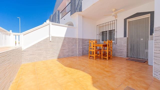 2 soveværelse Bungalow til salg i Los Alcázares - € 119.999 (Ref: 9833781)