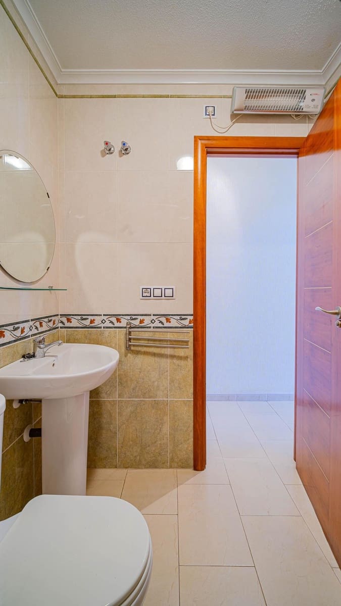3 bedroom Semi-detached Villa for sale in Aguas Nuevas with pool - € 229,999 (Ref: 9839397)