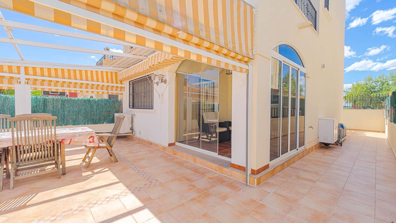 3 bedroom Semi-detached Villa for sale in Aguas Nuevas with pool - € 229,999 (Ref: 9839397)