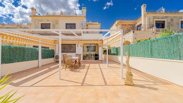3 Zimmer Doppelhaus zu verkaufen in Aguas Nuevas, Torrevieja mit Pool - 229.999 € (Ref: 9839397)