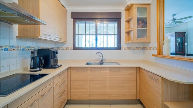 3 Zimmer Doppelhaus zu verkaufen in Aguas Nuevas, Torrevieja mit Pool - 229.999 € (Ref: 9839397)