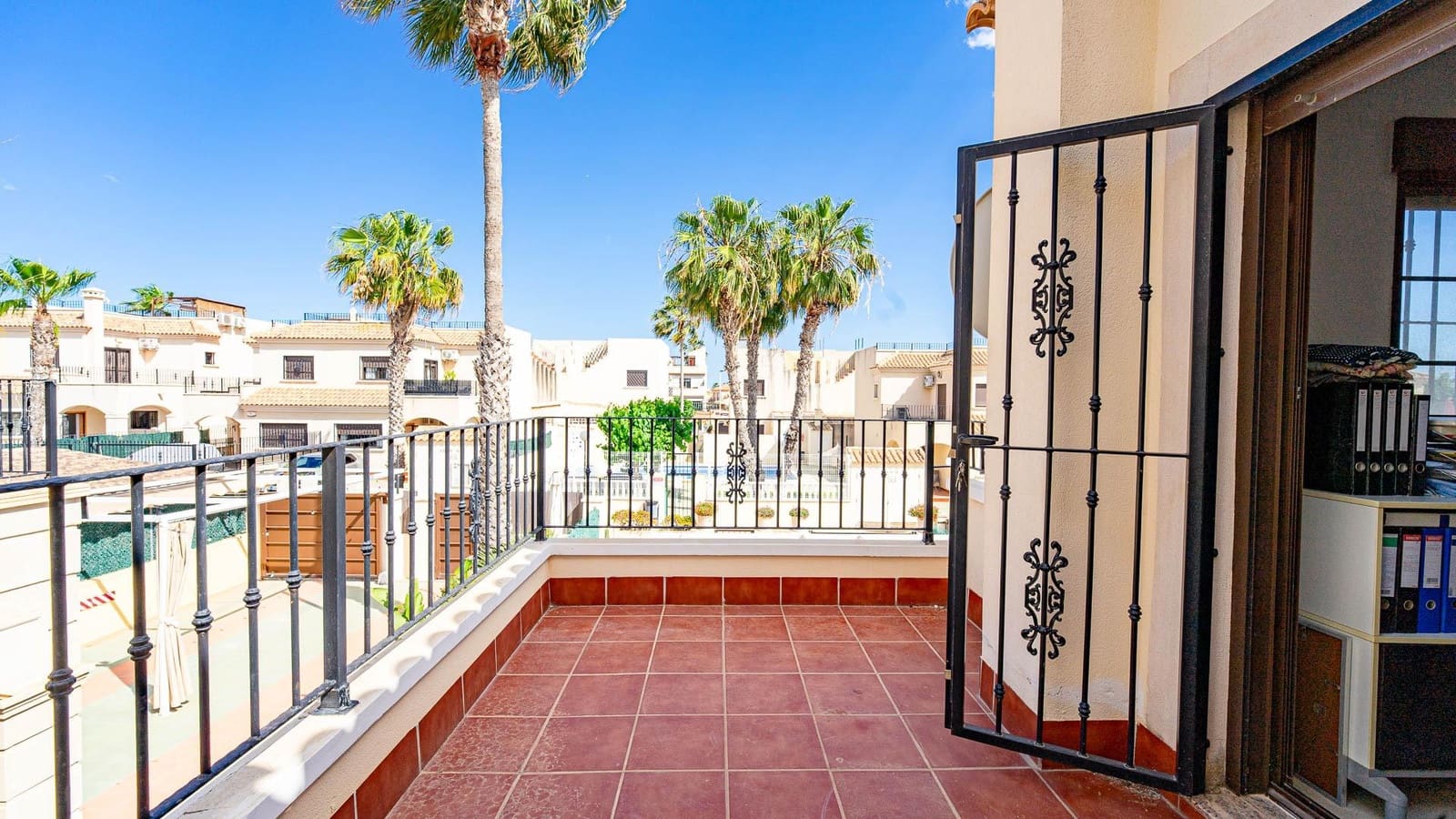 3 bedroom Semi-detached Villa for sale in Aguas Nuevas with pool - € 229,999 (Ref: 9839397)