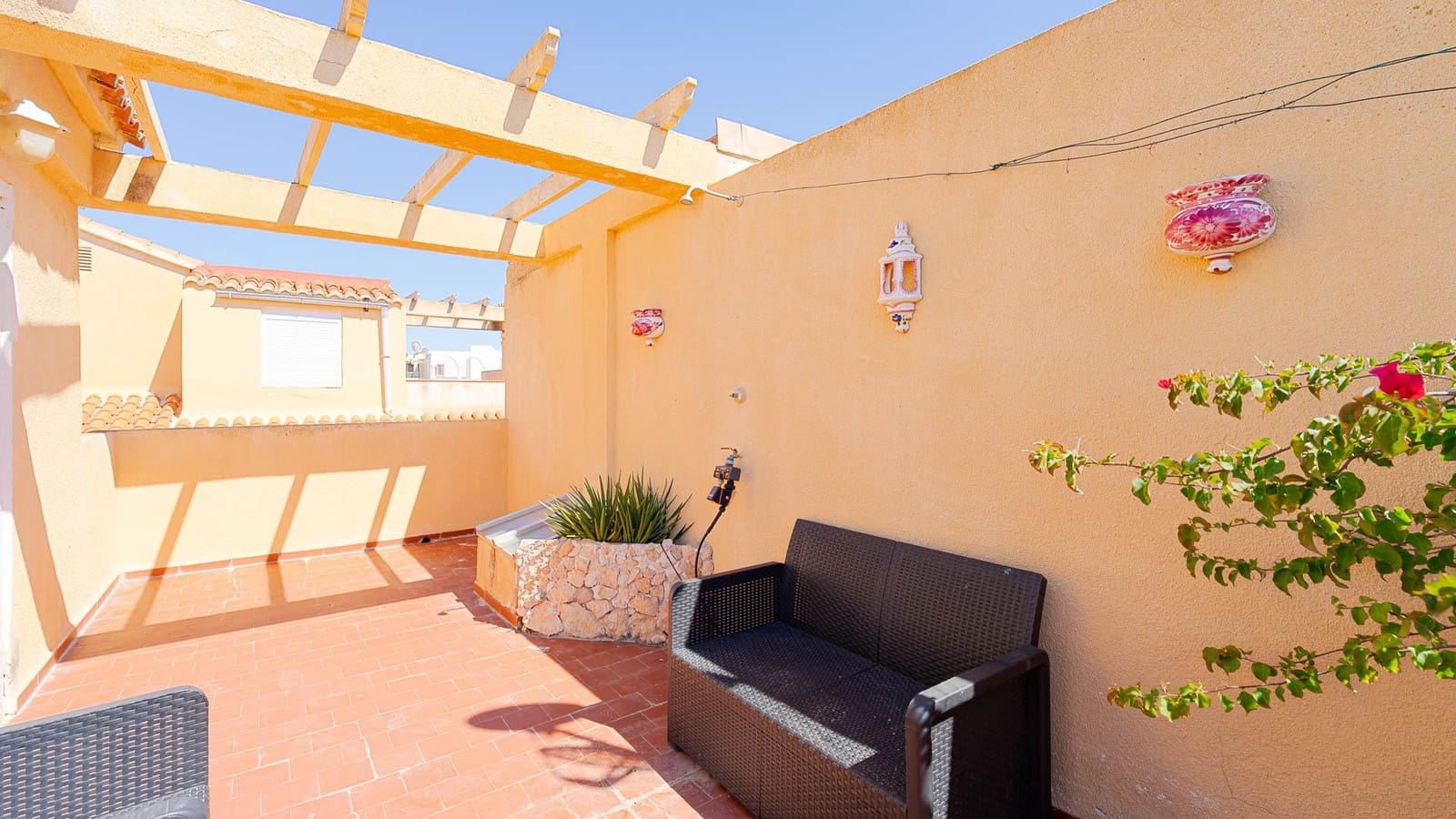 1 soveværelse Bungalow til salg i Torrevieja med swimmingpool - € 92.999 (Ref: 9851887)