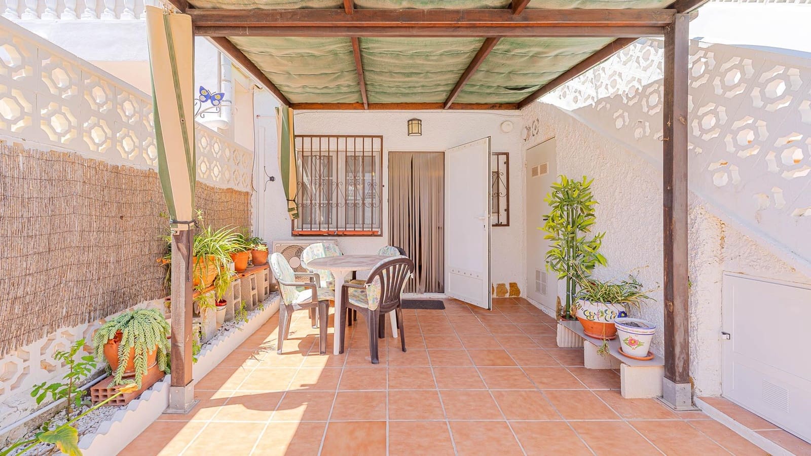 2 soveværelse Bungalow til salg i Los Balcones med garage - € 134.999 (Ref: 9855584)