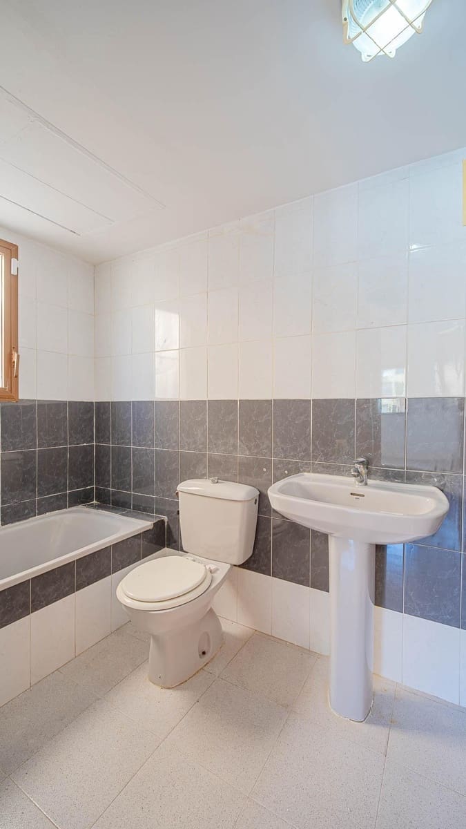 3 camera da letto Appartamento in vendita in Torrevieja con piscina - 149.000 € (Rif: 9855585)