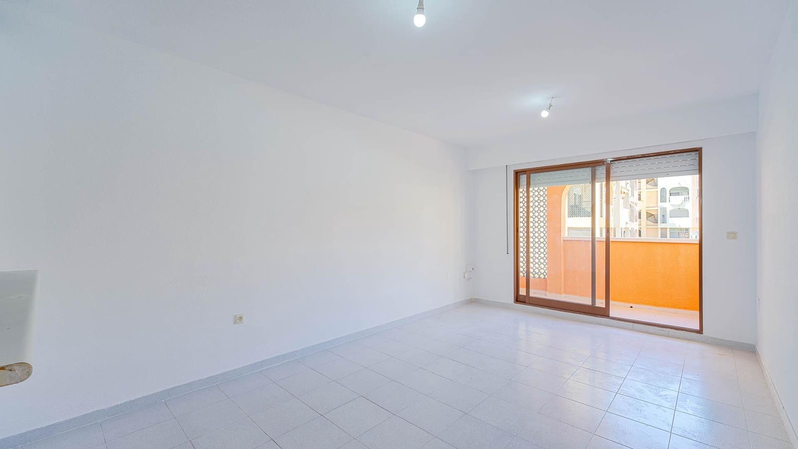 3 camera da letto Appartamento in vendita in Torrevieja con piscina - 149.000 € (Rif: 9855585)