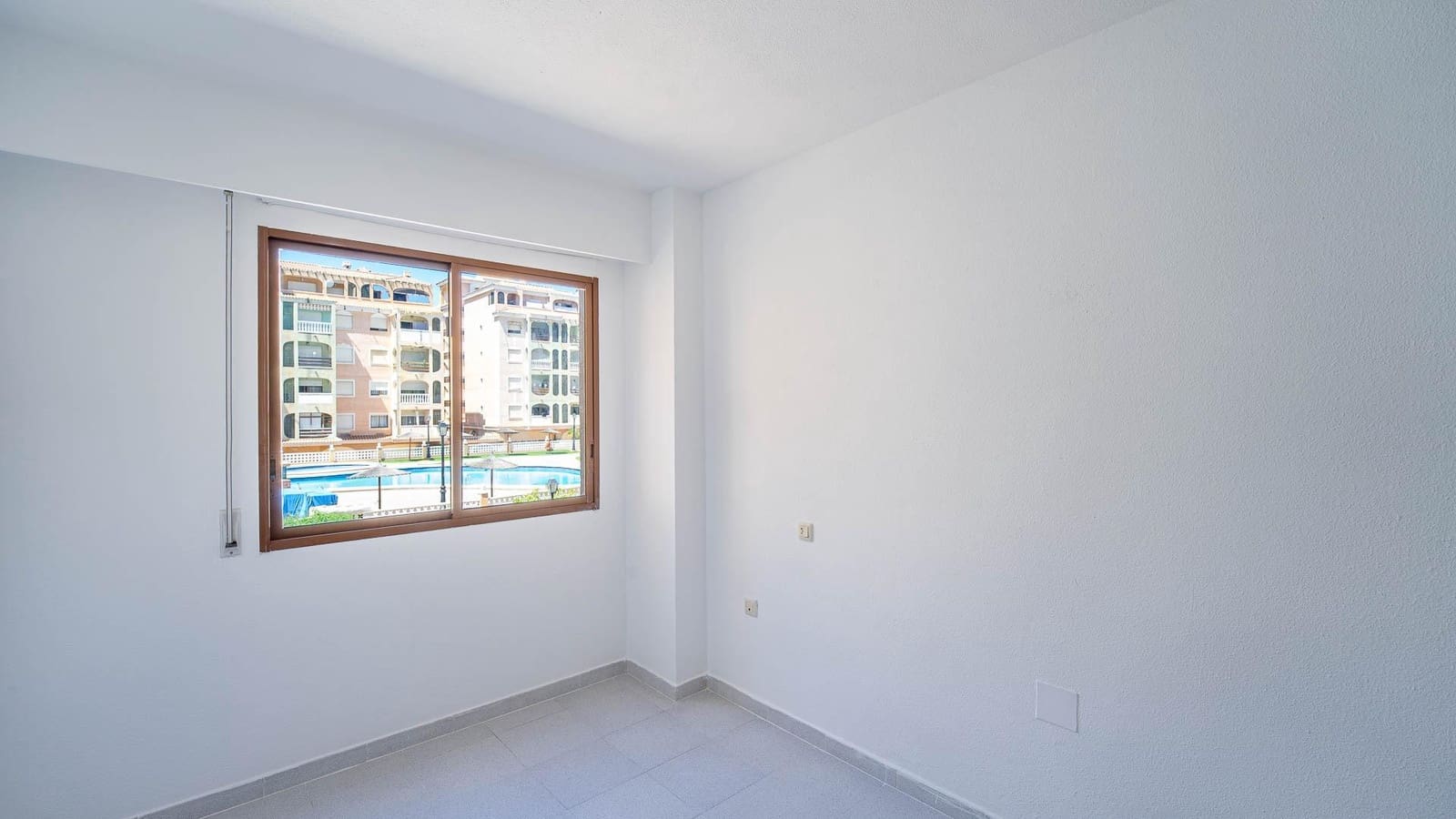 3 camera da letto Appartamento in vendita in Torrevieja con piscina - 149.000 € (Rif: 9855585)