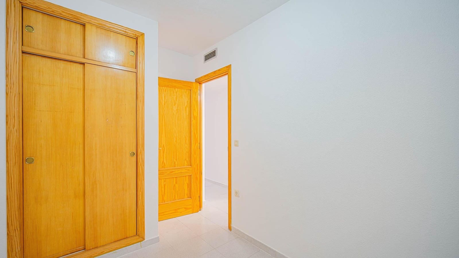 3 camera da letto Appartamento in vendita in Torrevieja con piscina - 149.000 € (Rif: 9855585)
